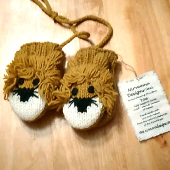 Nirvanna designs inc animal puppet mittens - Picture 1 of 2